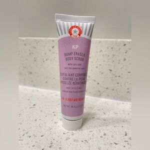 First Aid Beauty-Bump Eraser Body Scrub